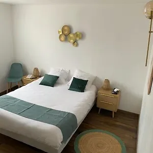 De Provence Hotel